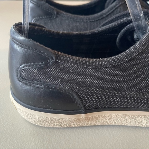 Andrew Marc memory foam sneakers black NWOT men’s size 8 - Picture 5 of 11